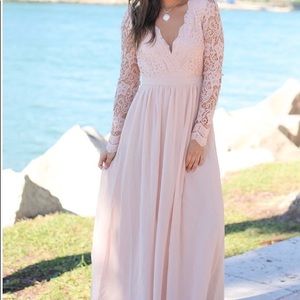 Long Sleeve Lace Maxi Dress